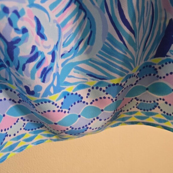 Lilly Pulitzer Lizzie Top Bermuda Blue Fishful Thinking Blue Lilac Size S - Picture 5 of 9